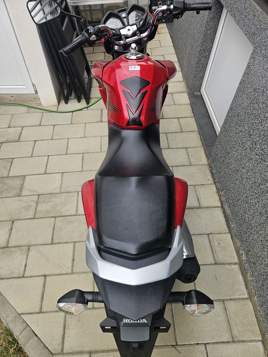 Honda cb 125f A1