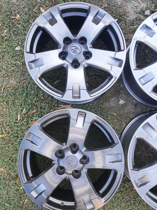 Продам диски р16 тойота.