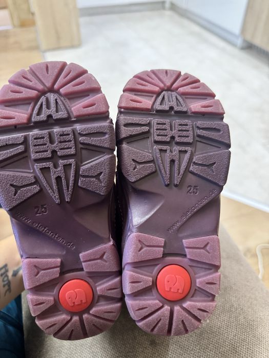 Детски зимни боти