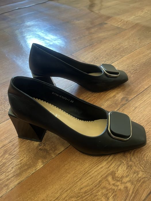 Женские туфли 38 р