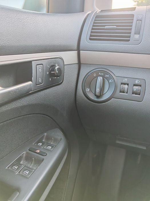 Volkswagen Touran benzina