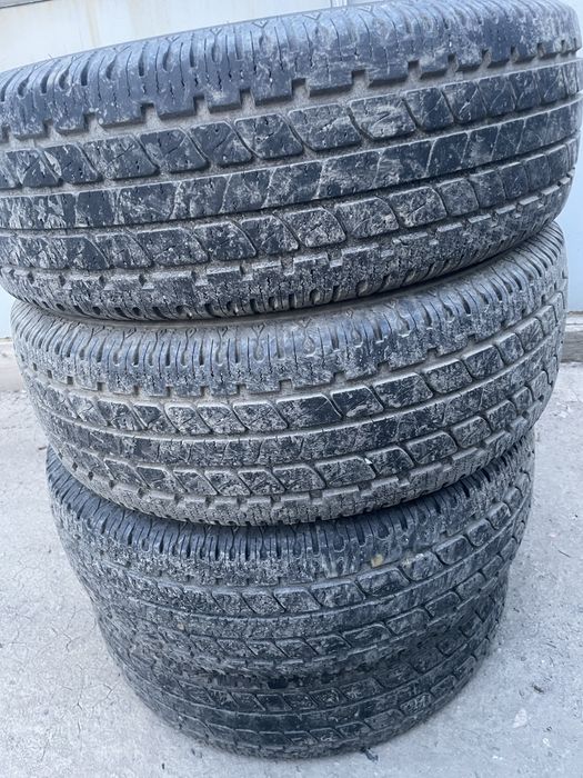 Продам шины 215/70/r16