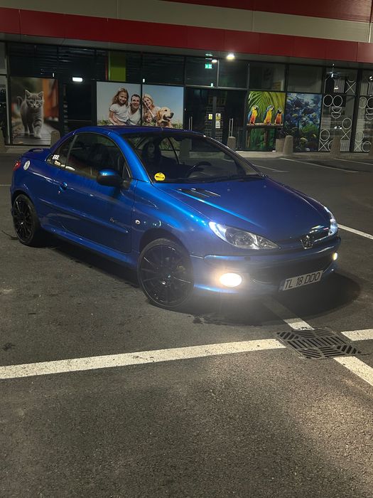 Vând Peugeot 206CC
