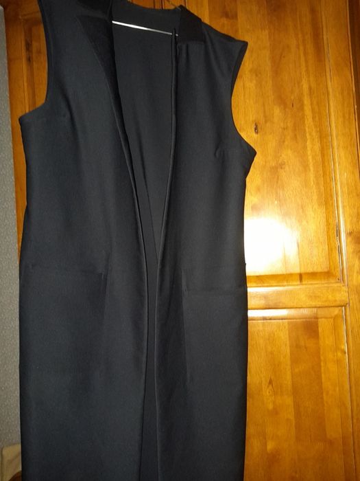 Продам платье с удлинённым жилетом