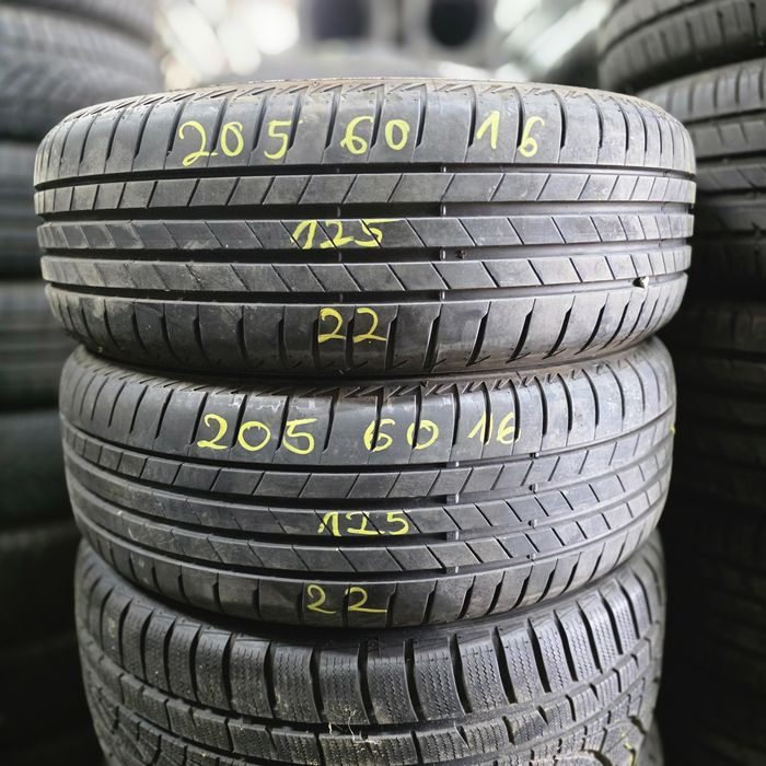 2x 205/60/16 VARA BRIDGESTONE 2022 Stare excelenta