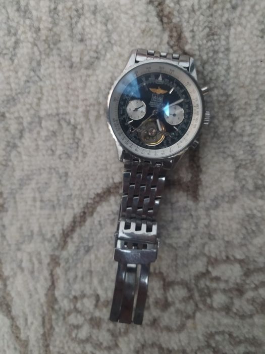 Soat breitling sotiladi