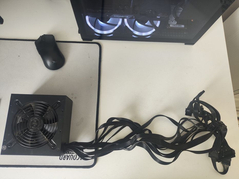 Продаю блок питания от Cooler master