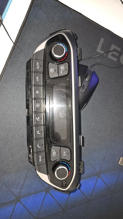 Panou comenzi clima Hyundai i30 Fastback  și I30