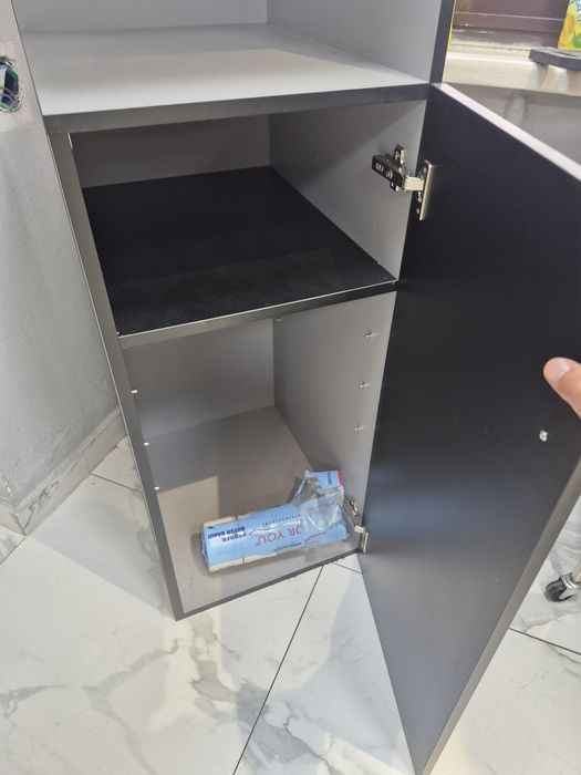 Продам шкаф угловой