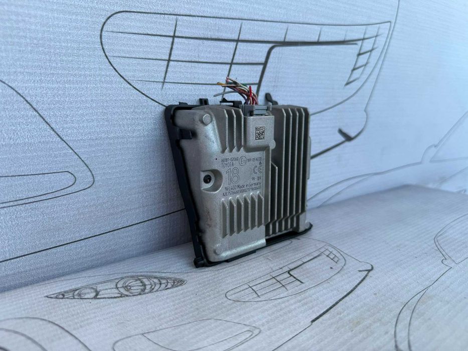 Cameră Frontală Parbriz / Senzor Pre-Collision Toyota Auris 2017 / 2012-2018 Cod OEM 8818102060 (5D2)