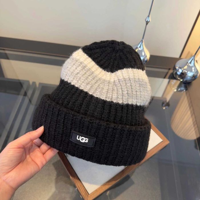 Aduc pe comanda Fes UGG orice model