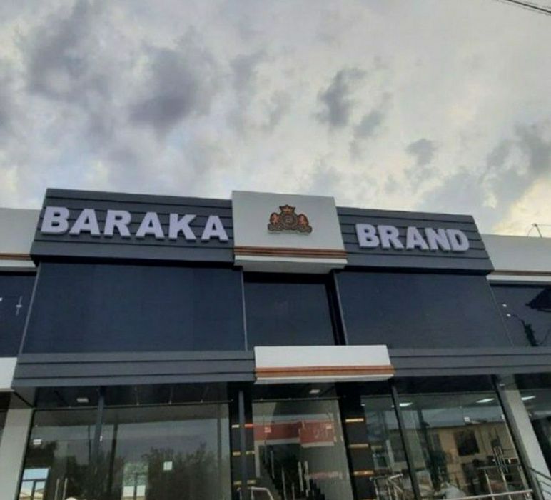 Tashqi reklama Banner Bukva Shtender