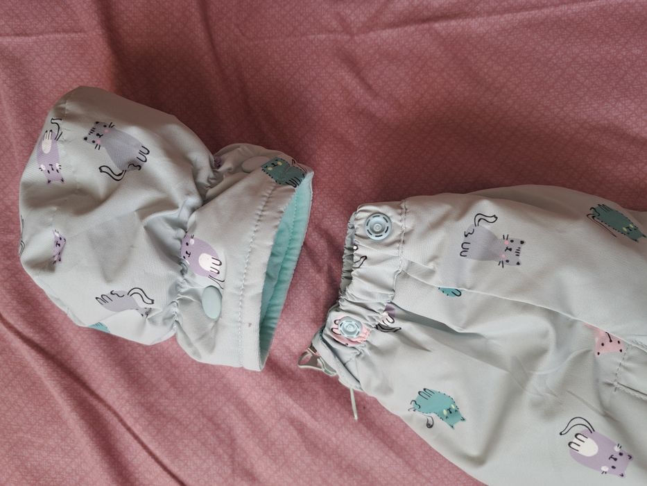 Продам демисезонный комбинезон