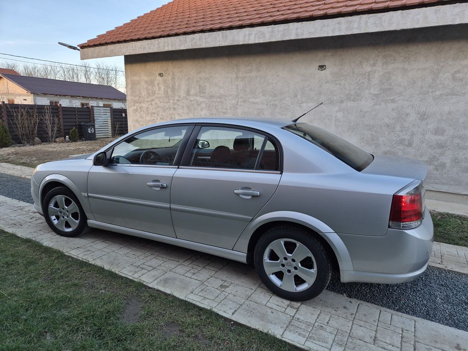 Opel Vectra C Facelift 1.9 CDTI 6+1 Viteze  Xenon Parktronic Tempomat