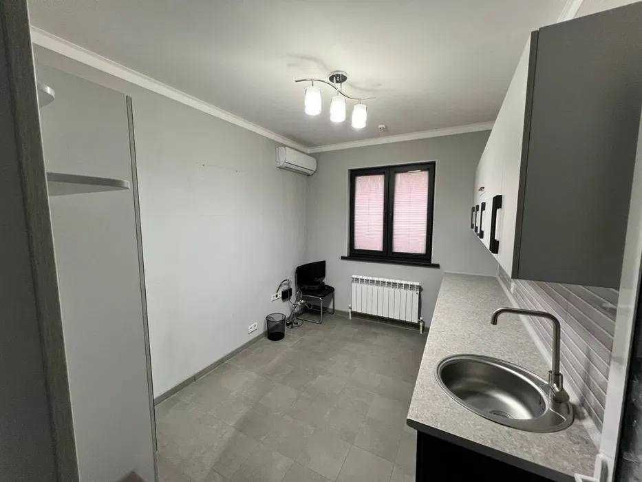 Аренда Ор-р ТЦ Крестал , Ахмад Дониш