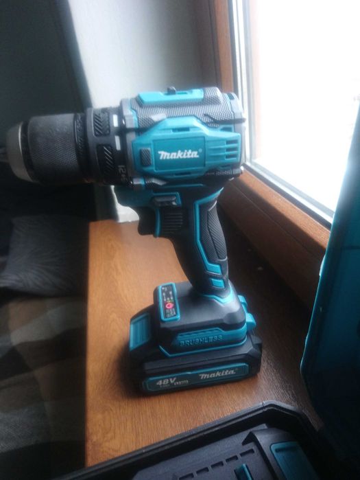 Шуруповерт Makita 48v
