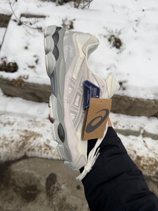 De vazare adidasi asics gel-nic