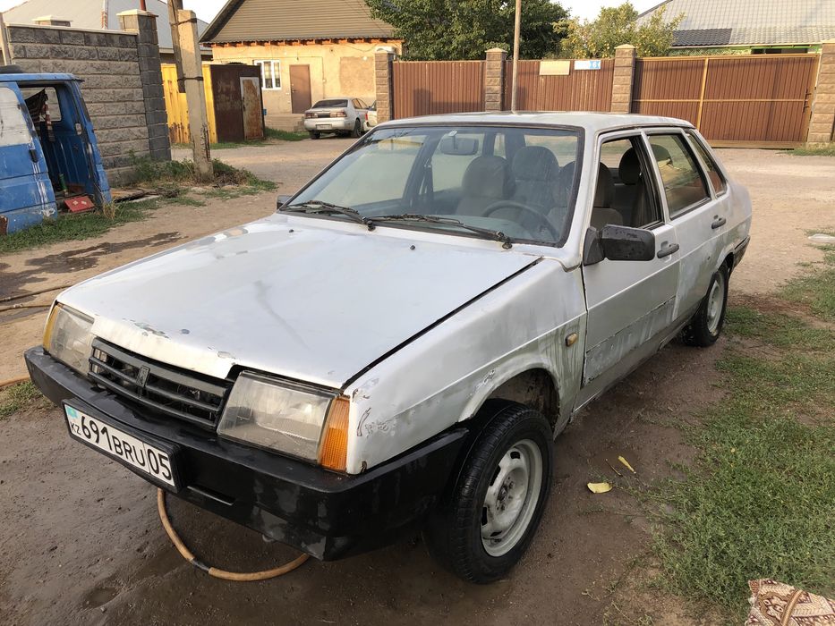 ваз 21099 продаю срочно