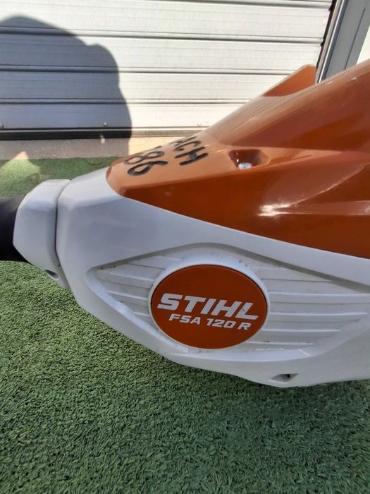 Акумолаторен тример  Stihl FSA 120 R