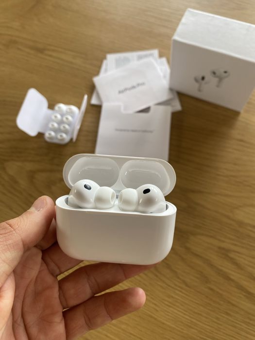 AirPods Pro 3 Sigilate cu Factura IStyle
