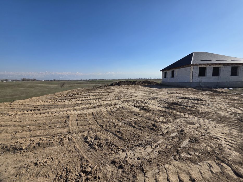 Участок 5 соток ровный