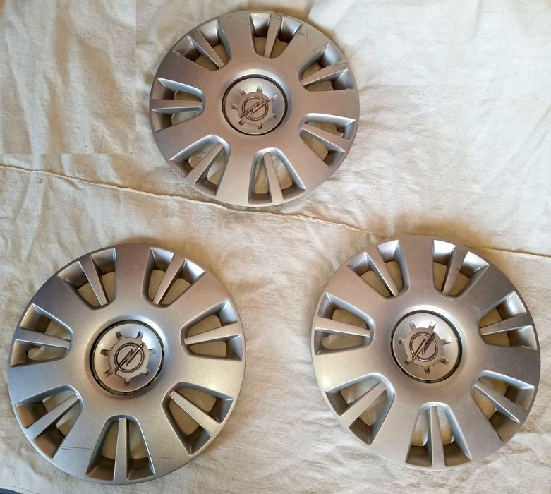 тасове за Опел. 3 броя. 16 инча (R16)