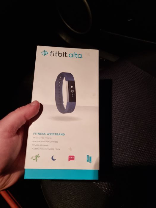 Brățară fitness electronică FITBIT alta