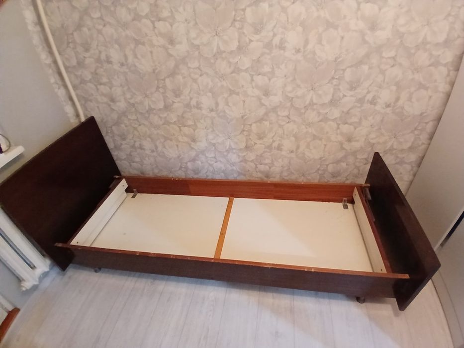 Кровать одноместный