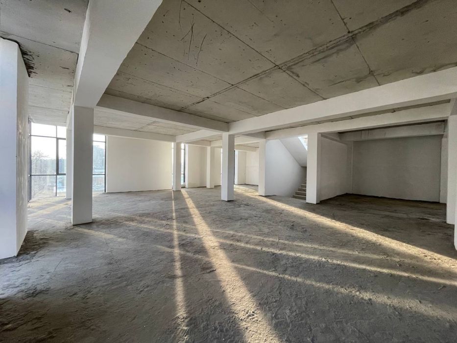 Бизниз Центр Продаётся Срочно Яккасаройиский Район ор-р Челси Рестаран