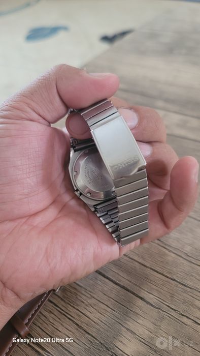 Orient seiko soatlar sotiladi.