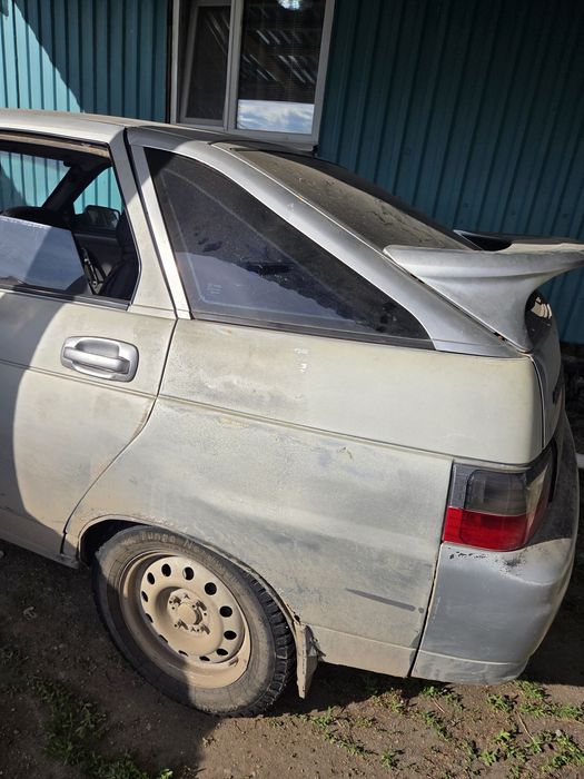 ВАЗ 2112 (Lada)  2004 года