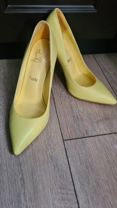 Туфли лодочки желтого цвета