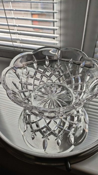 Кристална купа красива гравюра