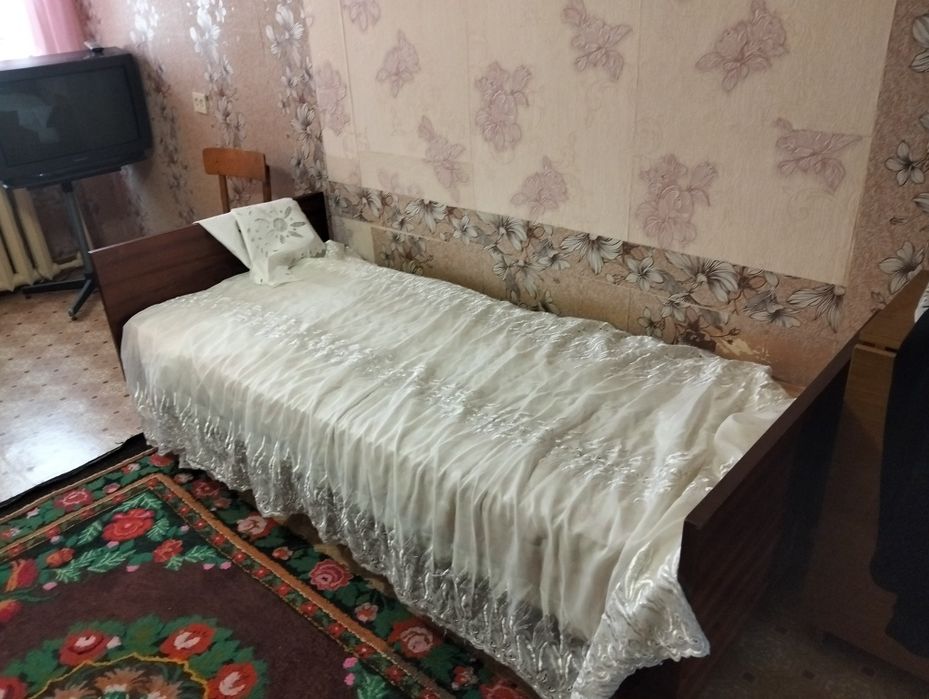 Отдам за шеколадку мебель самовывоз