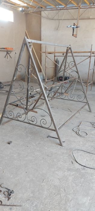 Качели ва скамейкалар