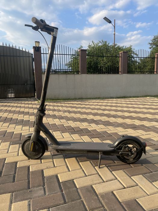 Trotinetă electrica xiaomi Scooter 3