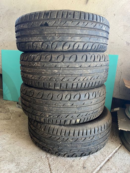 Летни гуми 205/50/17 4бр.