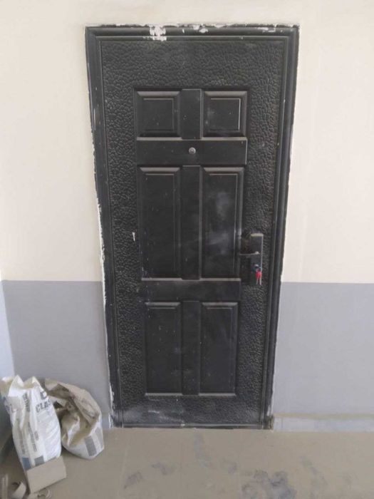 Ko`p qavatli uydagi xonadon