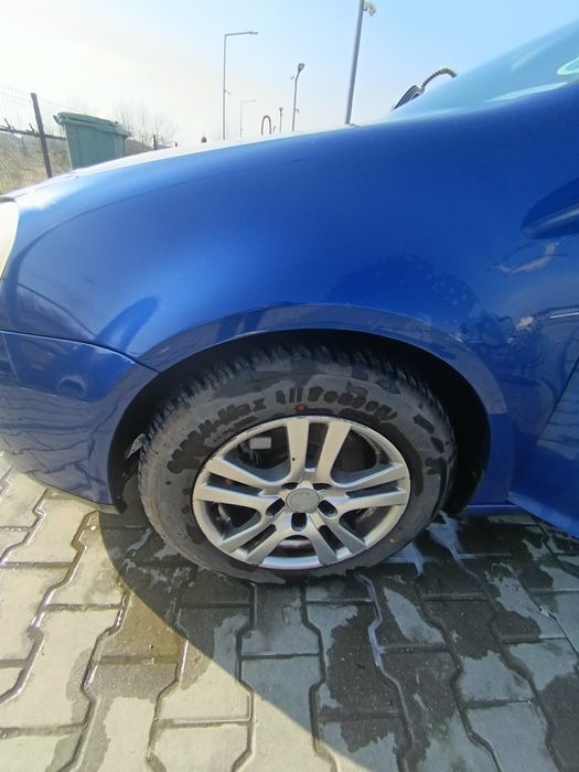 Golf 5 în stare perfecta