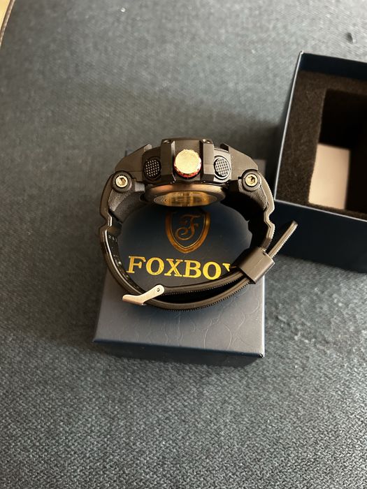 FoxBox Часовник