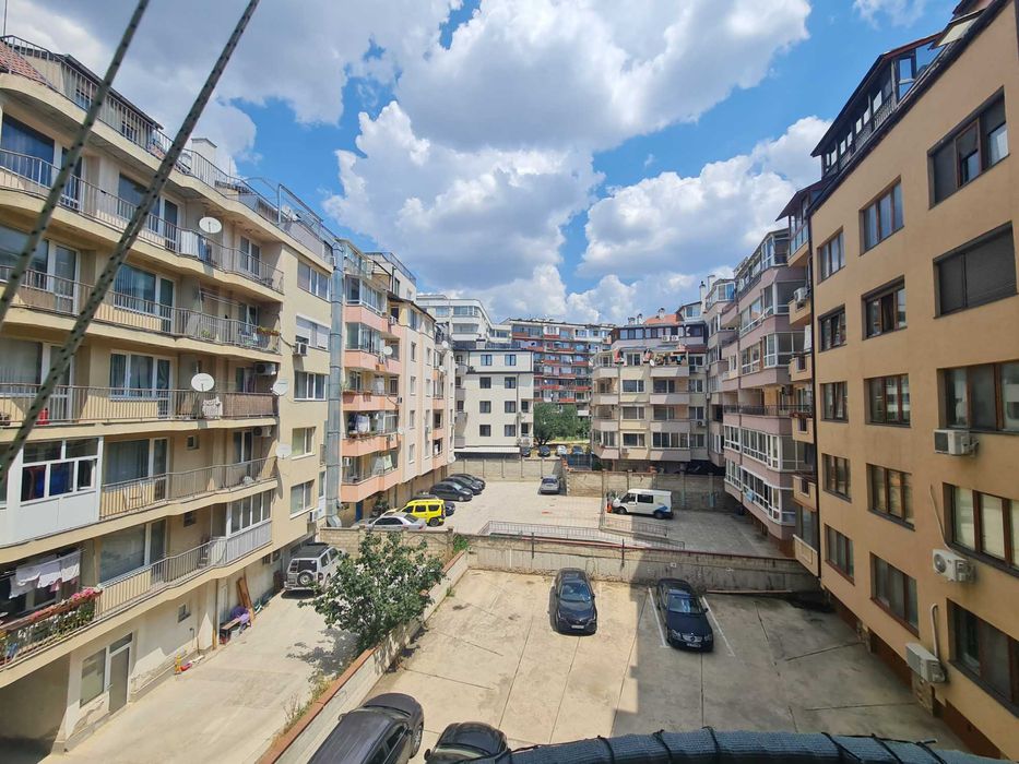 ”Мир” уютен апартамент