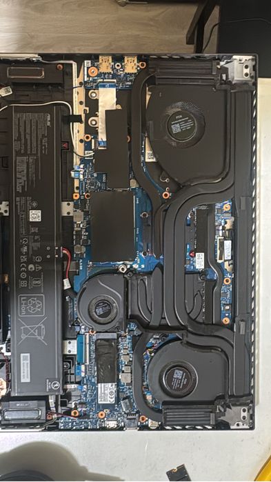 Service laptop sector 6 - Dorado Systems