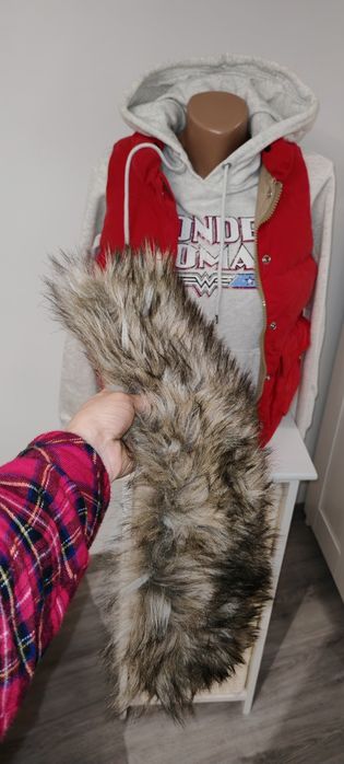 Vesta cu puf și hanorace xs