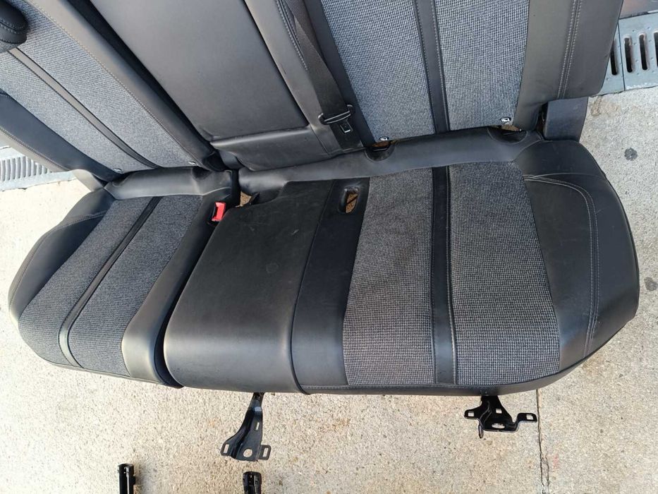 Полу кожен салон за Пежо/Peugeot3008/черен /ръчен/подгрев/