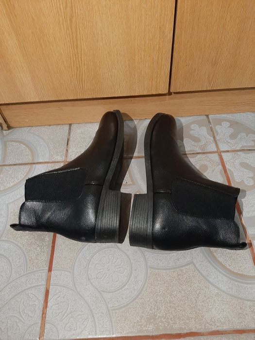 Ghete pana la glezne