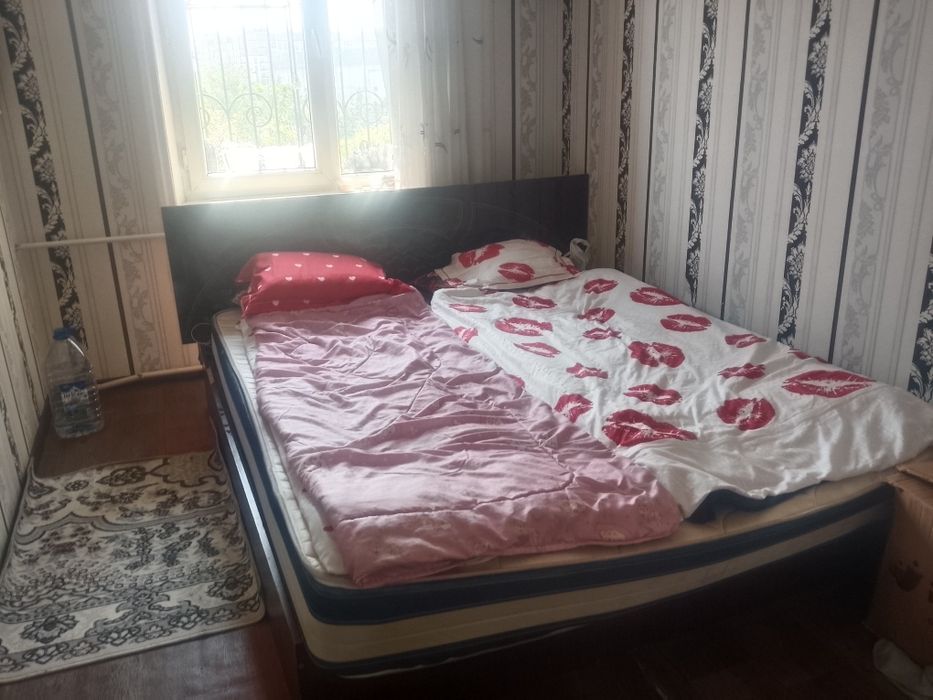 Qizlarga sheriklikka kvartira