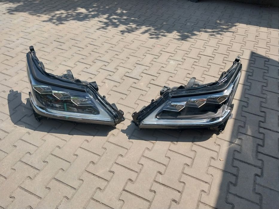 Фары оригинал  Lexus lx570 Rx350 Nx200 Es250  Lc300 Prado 150