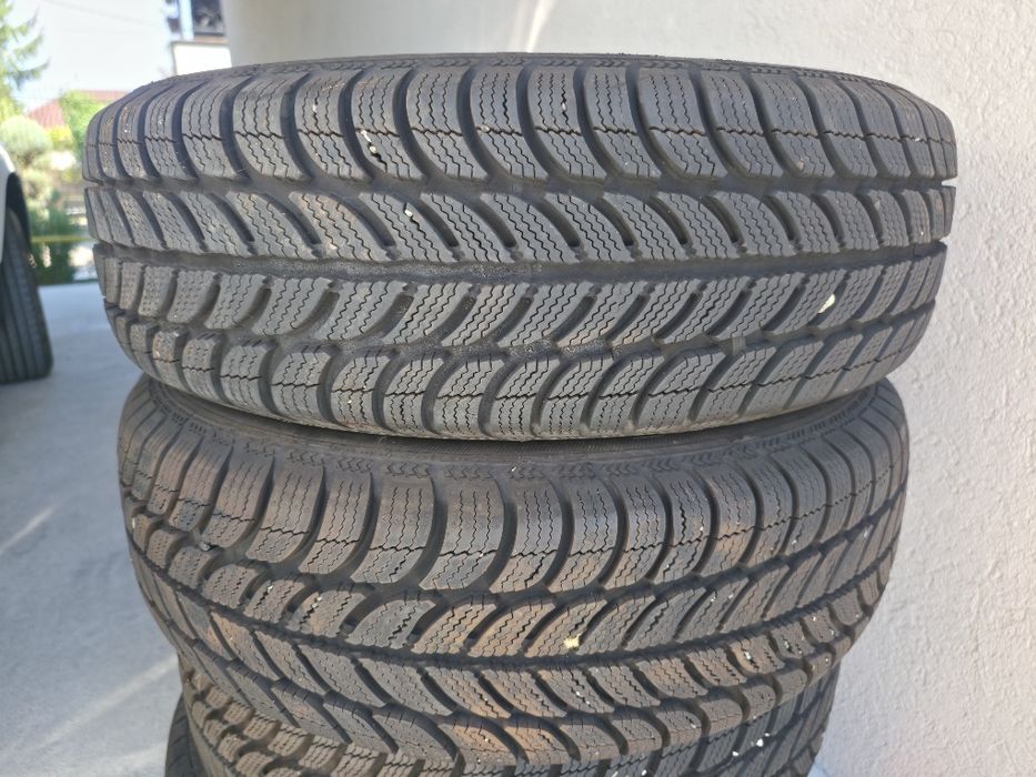Anvelope iarna debica noi 185/65/r15