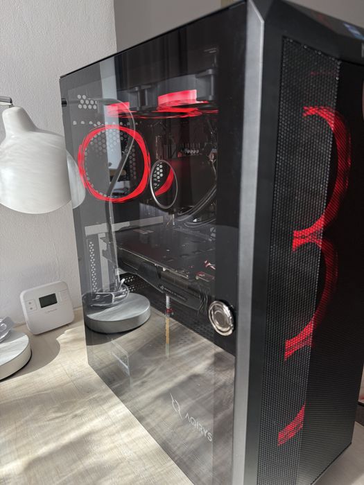 PC Gaming i5 8600K + GTX 1070 rog strix / 16gb / AIO / RGB