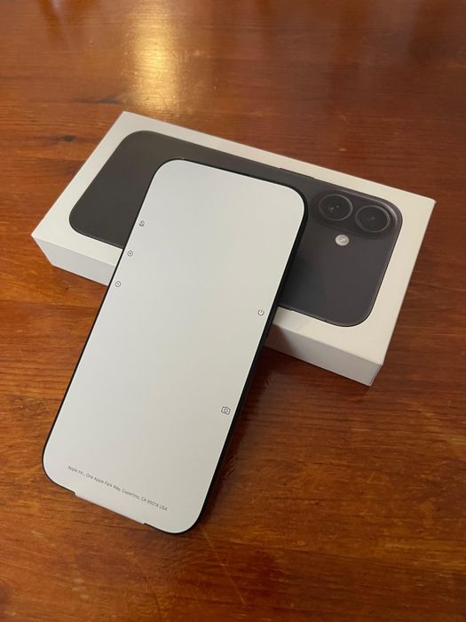 iPhone 16 256BG Negru Nou